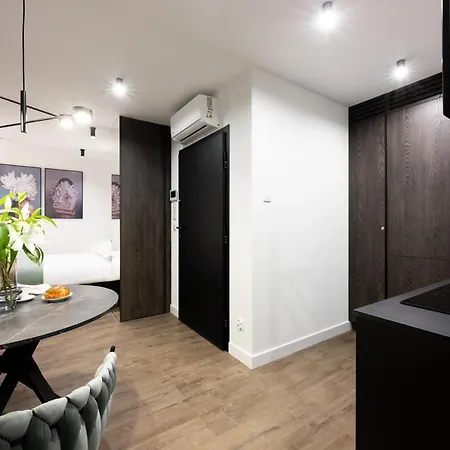 Native Kosciuszki 39 * Krakau