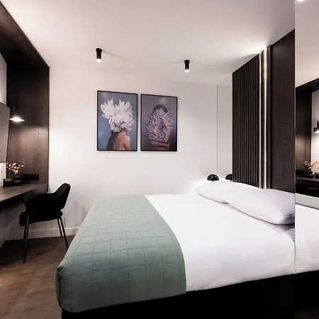 Native Kosciuszki 39 アパート